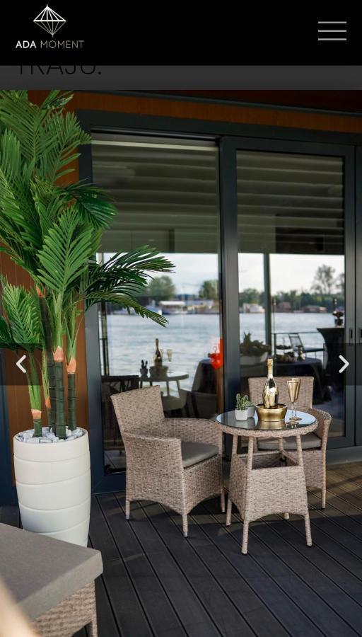 Ada Moment Splav- Kuca Na Reci Beograd- Floating House On Sava River ,Белград Екстериор снимка